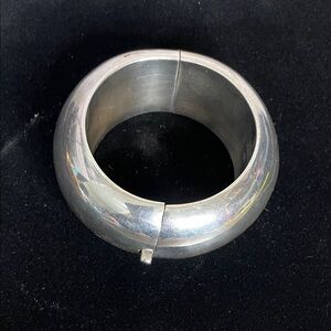 Elegant Silver Bangle Bracelet